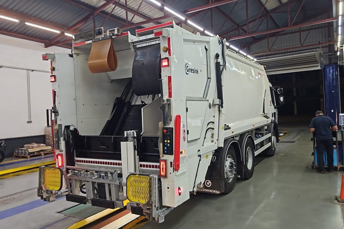 WhatsApp Image 2024-10-10 at 11.42.52