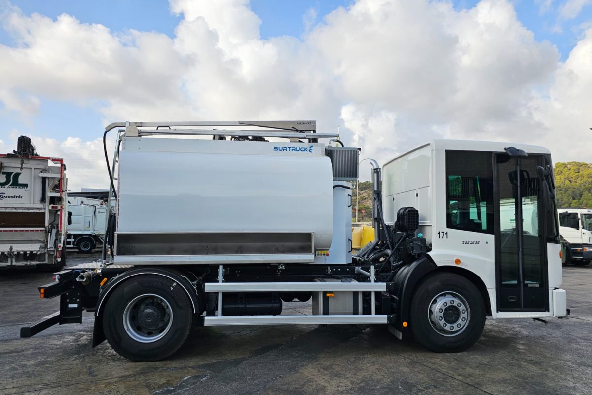 WhatsApp Image 2024-10-29 at 17.32.32